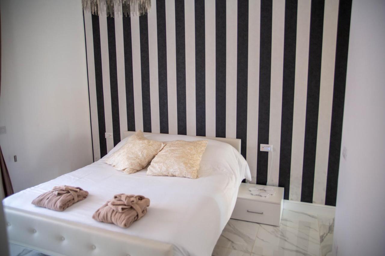 Flyhouse Fiumicino Bed & Breakfast Dış mekan fotoğraf